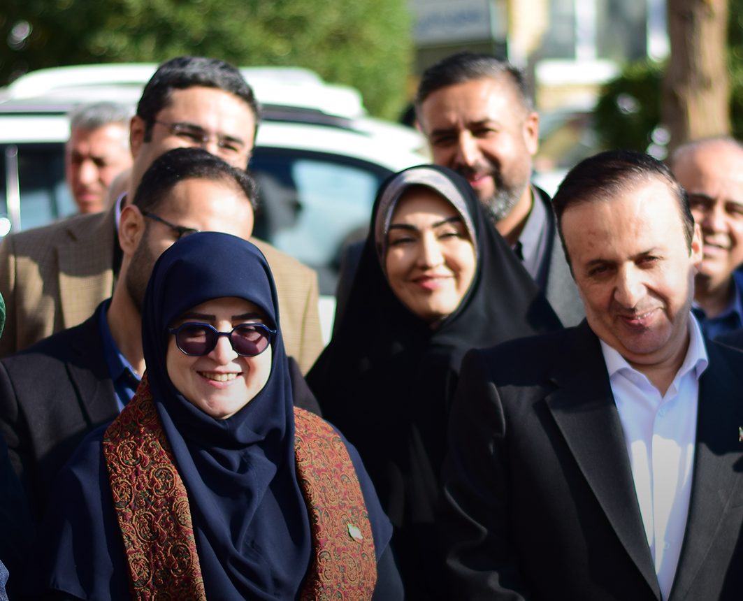 سخنگوی دولت و استاندار حاضر؛ دانشجو معلم غایب