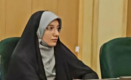 پروین زارعی معاونت سیاست ورزی مرکز بسیج دانشجویی دانشگاه فرهنگیان در مصاحبه با بعثنا حذف کانون های ارزیابی شایستگی معلمی